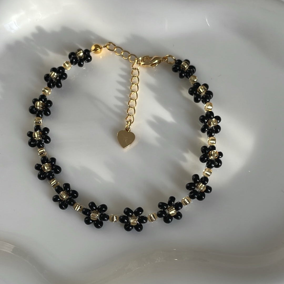 Daisy drip bracelet